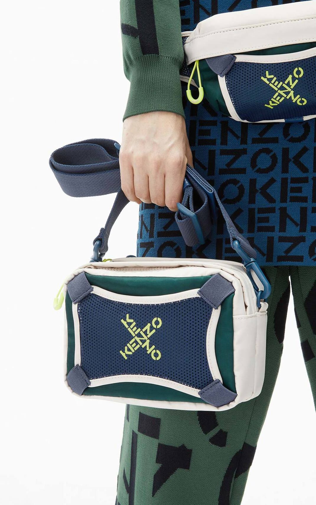 Bolsa Tiracolo Kenzo Sport with strap Feminino - Cinzentas | 605STFBXL